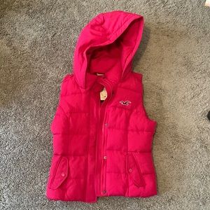 Hollister puffer vest